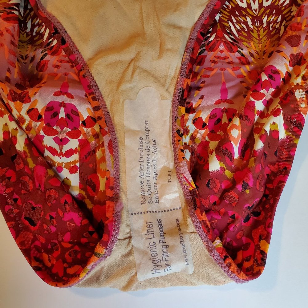 NWT Garnet Hill Spice Print 1 pc Swimsuit Size 12 - Picture 6 of 8
